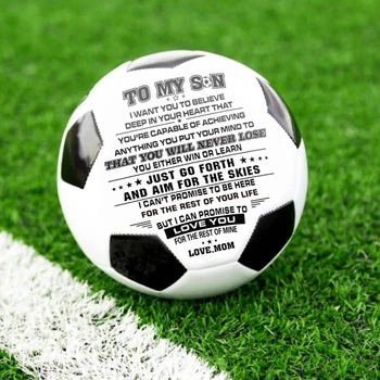 Покажите свою любовь к этому футбольному мячу 5-го размера - 